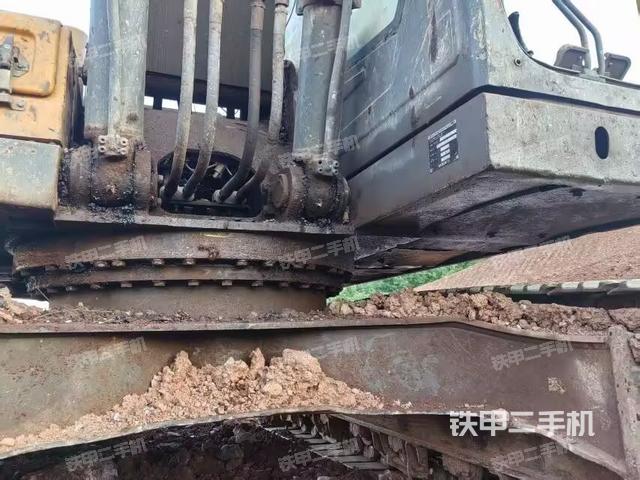 大臂整體?右側(cè)(工作和回轉(zhuǎn)裝置) 大臂整體?右側(cè)(工作和回轉(zhuǎn)裝置)