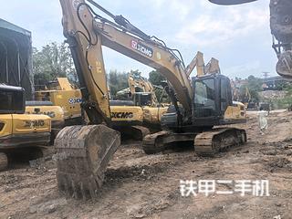 徐工XE200DA挖掘机实拍图片