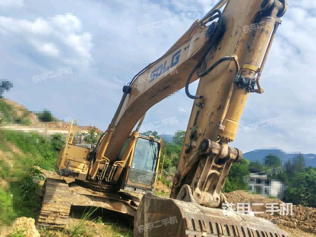 右前45(整機(jī)外觀) 右前45(整機(jī)外觀)