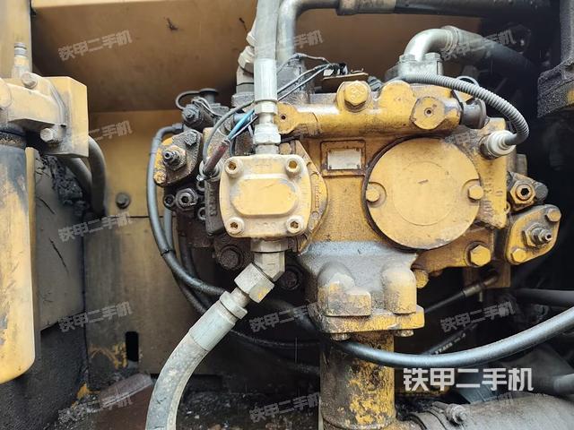 液壓泵室(大件艙室) 液壓泵室(大件艙室)