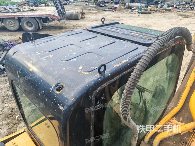 駕駛室頂部俯視（上車部件）