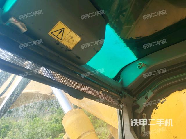 右側(cè)玻璃角標(biāo)(駕駛室部分) 右側(cè)玻璃角標(biāo)(駕駛室部分)