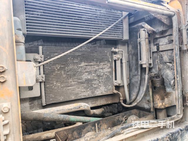 散熱器正面（大件艙室）