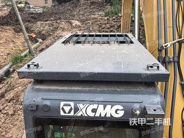 駕駛室頂部俯視（上車部件）