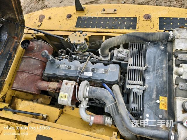 發(fā)動(dòng)機(jī)整體俯視(整機(jī)外觀) 發(fā)動(dòng)機(jī)整體俯視(整機(jī)外觀)