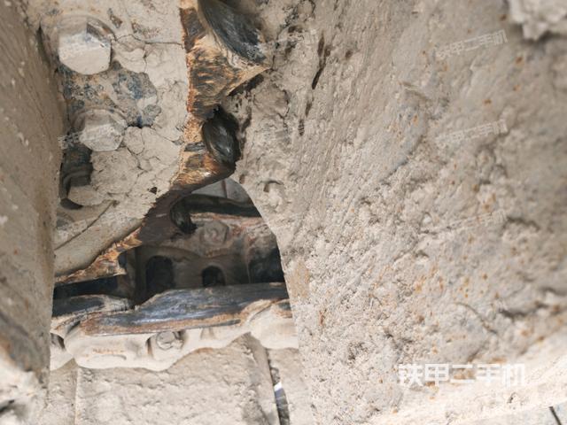 右側(cè)行走馬達(dá)蓋板（行走機(jī)構(gòu)）