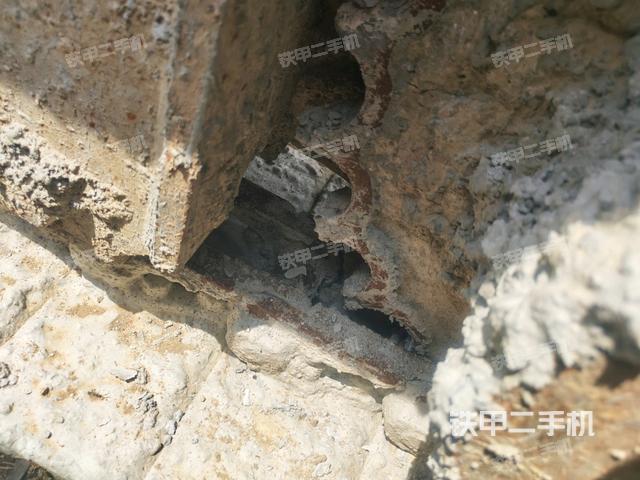 左導(dǎo)向輪（行走機(jī)構(gòu)）