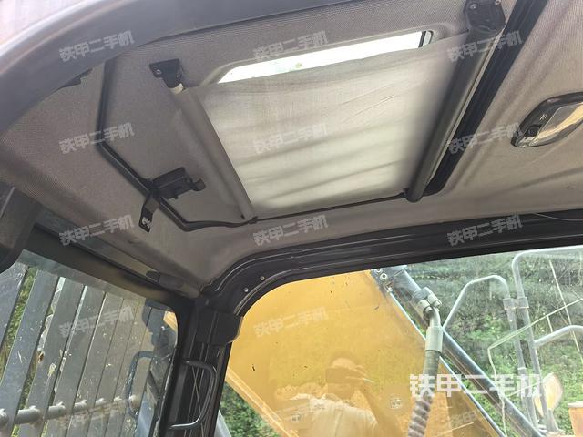 頂棚整體（駕駛室部分）