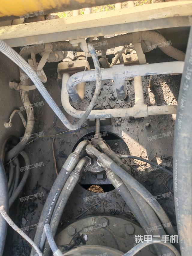 氣門室蓋螺絲特寫(xiě)(上車部件) 氣門室蓋螺絲特寫(xiě)(上車部件)