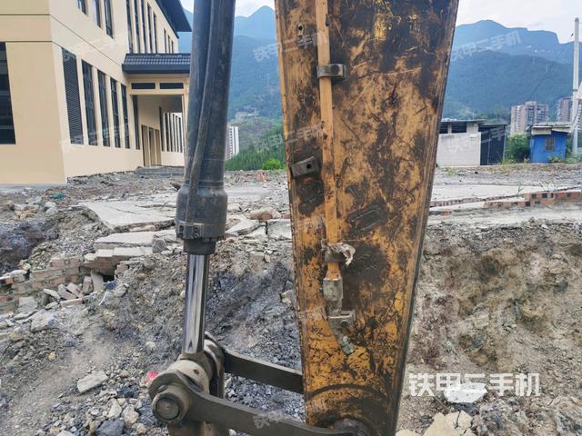 小臂整體左后（工作和回轉(zhuǎn)裝置）