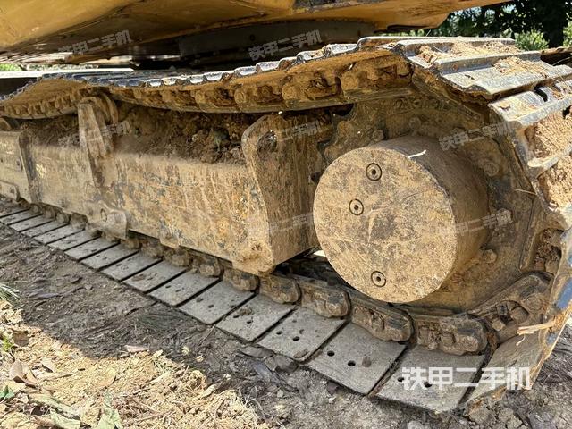 左侧行走马达盖板(行走机构) 左侧行走马达盖板(行走机构)