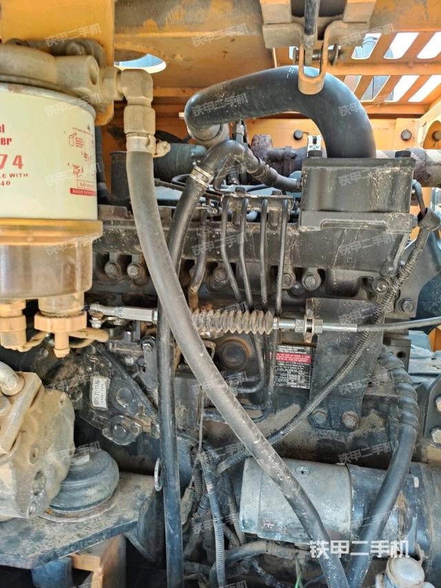發(fā)動(dòng)機(jī)室(上車(chē)部件) 發(fā)動(dòng)機(jī)室(上車(chē)部件)