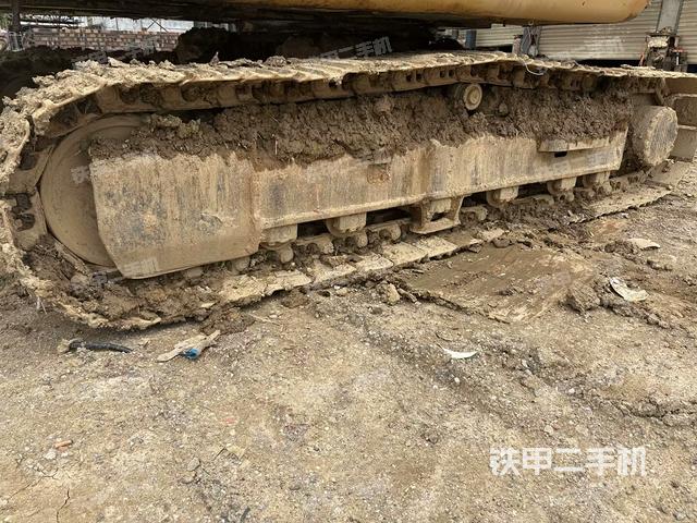 右側行走馬達蓋板(行走機構) 右側行走馬達蓋板(行走機構)