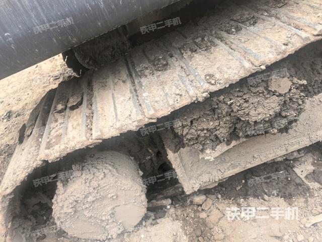 右侧行走马达盖板(行走机构) 右侧行走马达盖板(行走机构)