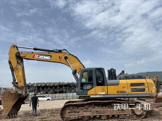 徐工XE370DK挖掘機