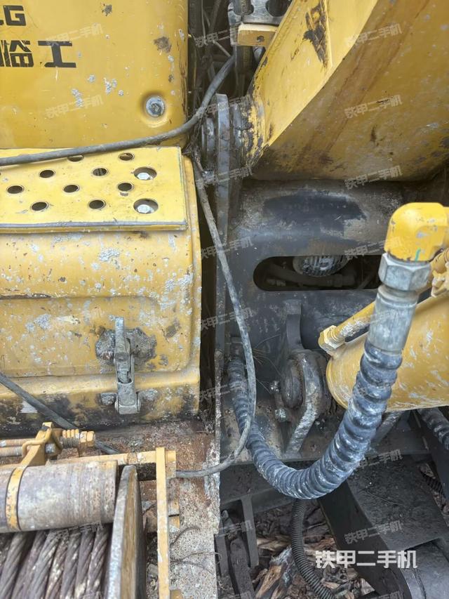 大臂根部?斜（工作和回轉裝置）