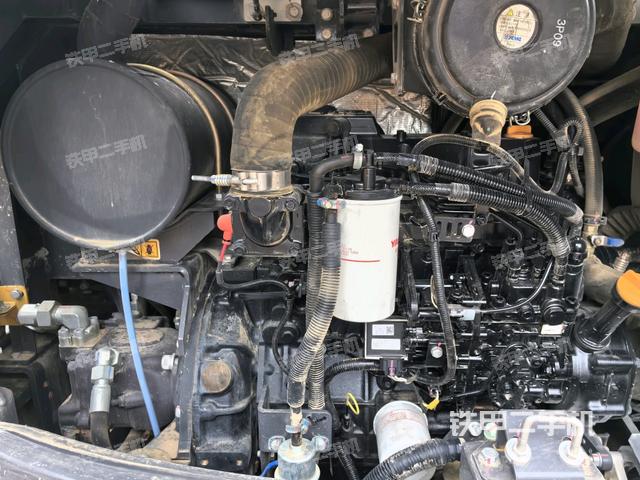 發(fā)動(dòng)機(jī)室(上車部件) 發(fā)動(dòng)機(jī)室(上車部件)