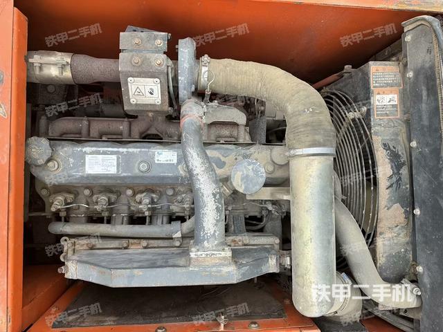 發(fā)動(dòng)機(jī)整體俯視(整機(jī)外觀) 發(fā)動(dòng)機(jī)整體俯視(整機(jī)外觀)