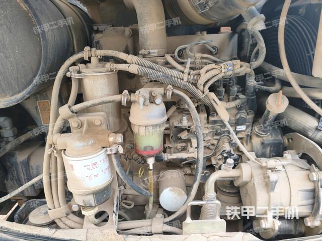發(fā)動機整體俯視(整機外觀) 發(fā)動機整體俯視(整機外觀)