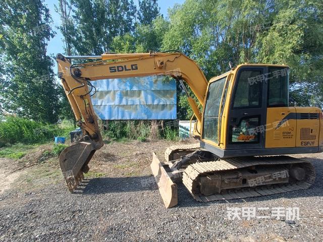 山東臨工E675F挖掘機