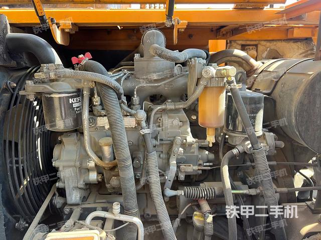 發(fā)動(dòng)機(jī)整體俯視(整機(jī)外觀) 發(fā)動(dòng)機(jī)整體俯視(整機(jī)外觀)