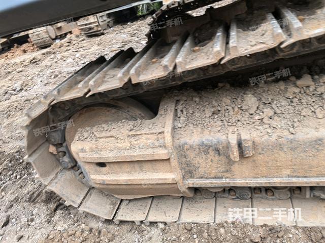 右驱动轮(行走机构) 右驱动轮(行走机构)