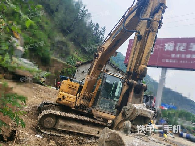 右前45(整機(jī)外觀) 右前45(整機(jī)外觀)
