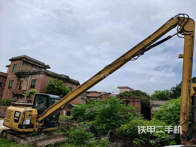 右前45(整機(jī)外觀) 右前45(整機(jī)外觀)