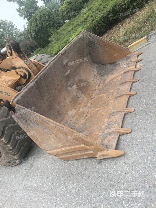 鏟斗后45°(工作裝置) 鏟斗后45°(工作裝置)