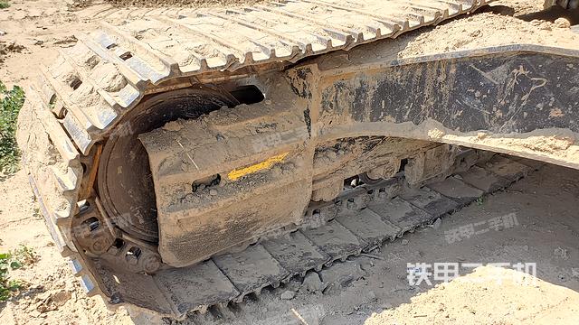 单侧履带整体（整机外观）