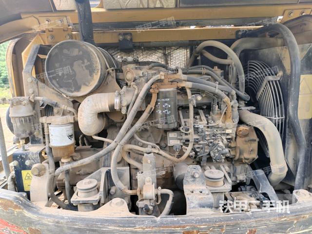 發(fā)動機(jī)室(上車部件) 發(fā)動機(jī)室(上車部件)