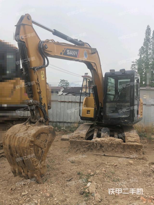 三一重工SY70C挖掘機(jī)