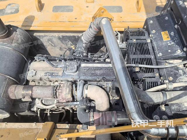 发动机整体俯视（整机外观）