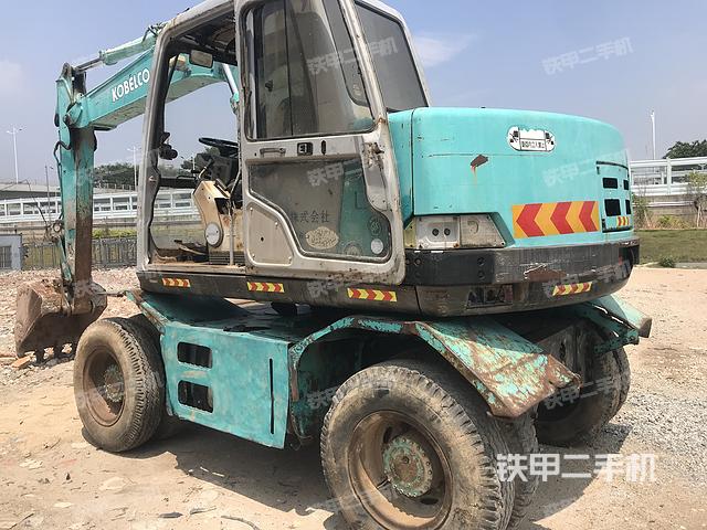 神鋼SK100W-6挖掘機(jī)