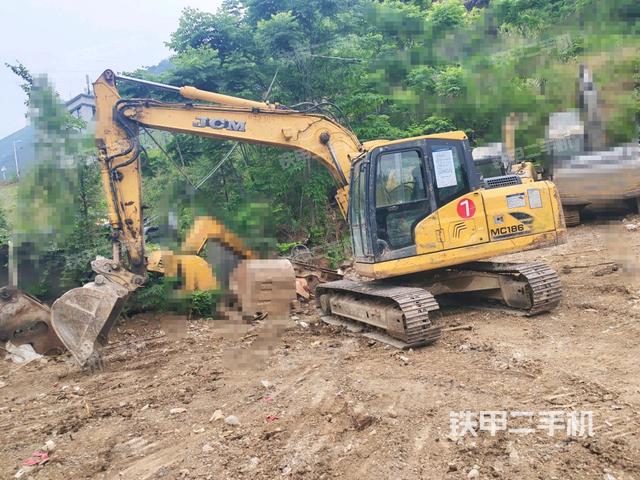 山重建機MC136-9挖掘機