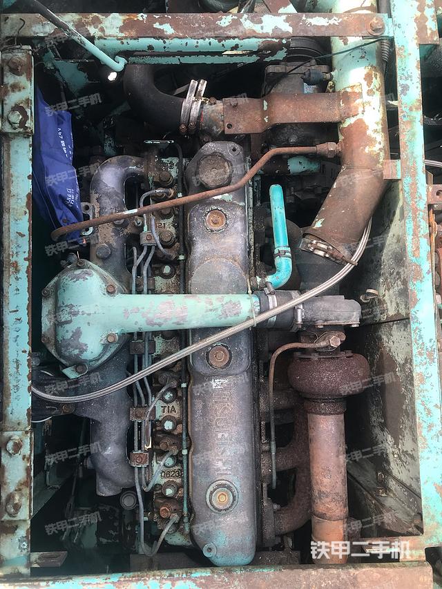 发动机整体俯视（整机外观）