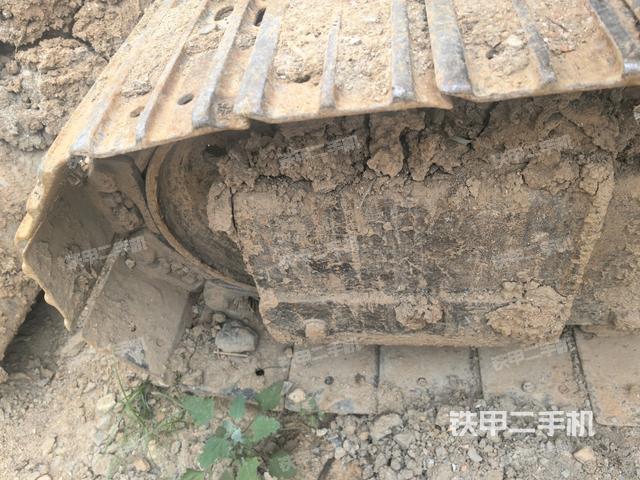 左侧行走马达盖板(行走机构) 左侧行走马达盖板(行走机构)