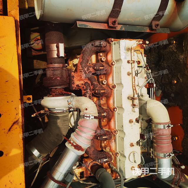 发动机整体俯视（整机外观）