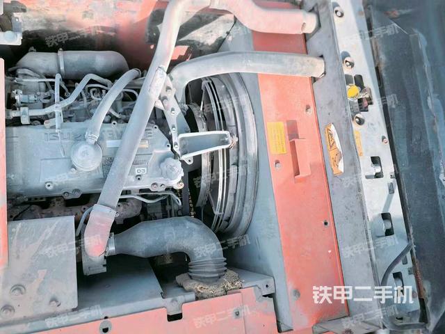 发动机整体俯视(整机外观) 发动机整体俯视(整机外观)