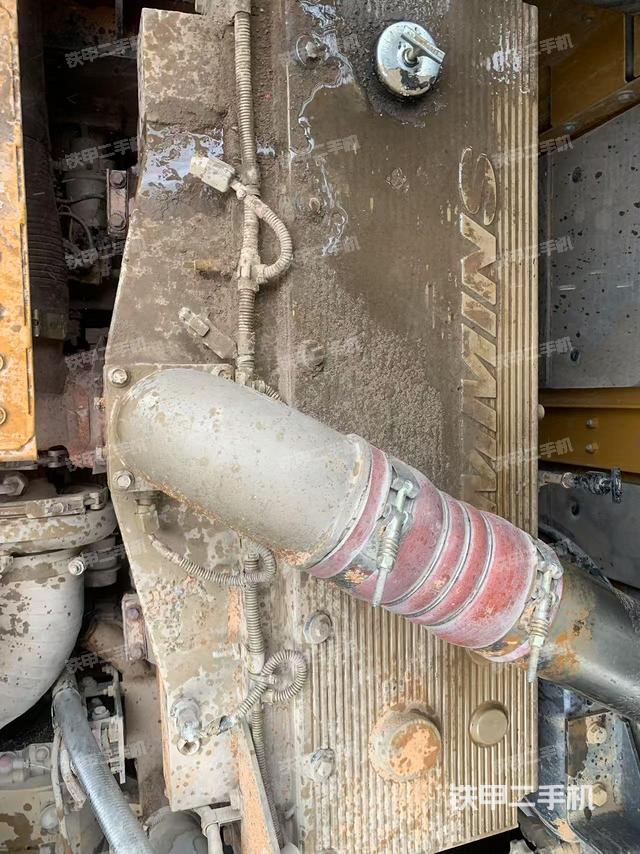 发动机整体俯视(整机外观) 发动机整体俯视(整机外观)