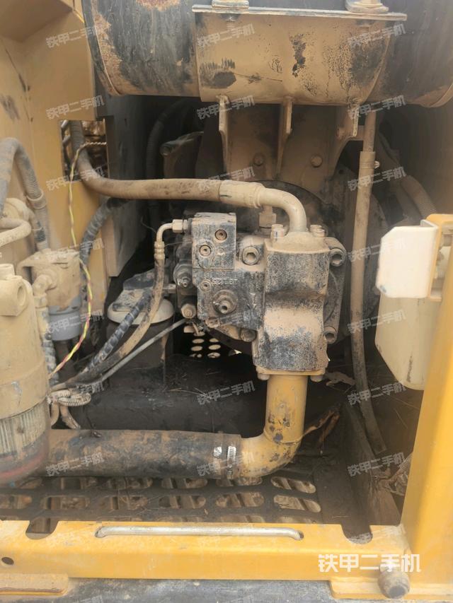 液压泵室(大件舱室) 液压泵室(大件舱室)