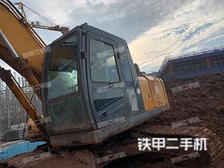 现代R225LC-7挖掘机实拍图片