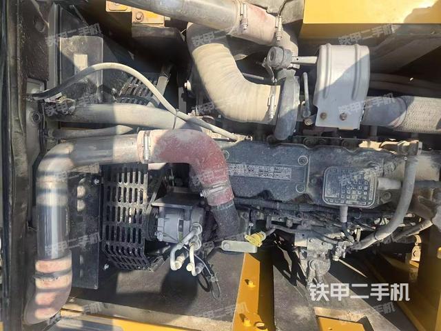 發(fā)動(dòng)機(jī)整體俯視(整機(jī)外觀) 發(fā)動(dòng)機(jī)整體俯視(整機(jī)外觀)