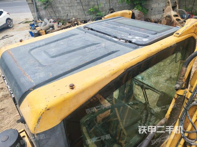 駕駛室頂部俯視(上車部件) 駕駛室頂部俯視(上車部件)