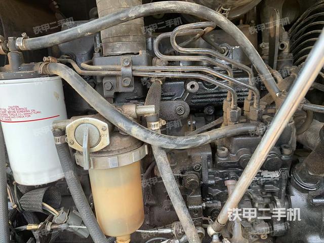 發(fā)動(dòng)機(jī)整體俯視(整機(jī)外觀) 發(fā)動(dòng)機(jī)整體俯視(整機(jī)外觀)