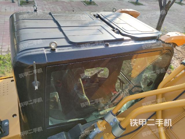 駕駛室頂部俯視（上車部件）