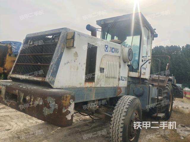 右后45(整机外观) 右后45(整机外观)