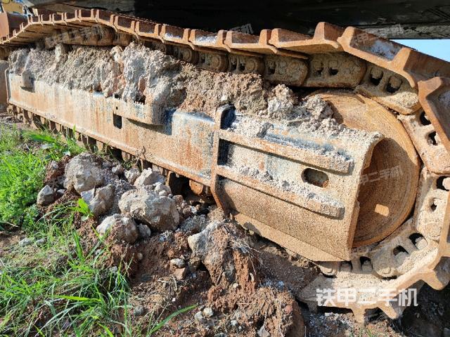 右側(cè)履帶整體（行走機構(gòu)）