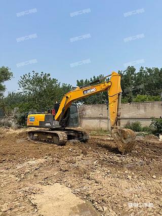北京徐工XE150D挖掘机实拍图片