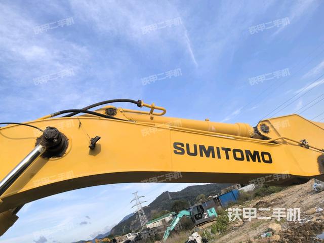 大臂整體?右側(cè)(工作和回轉(zhuǎn)裝置) 大臂整體?右側(cè)(工作和回轉(zhuǎn)裝置)